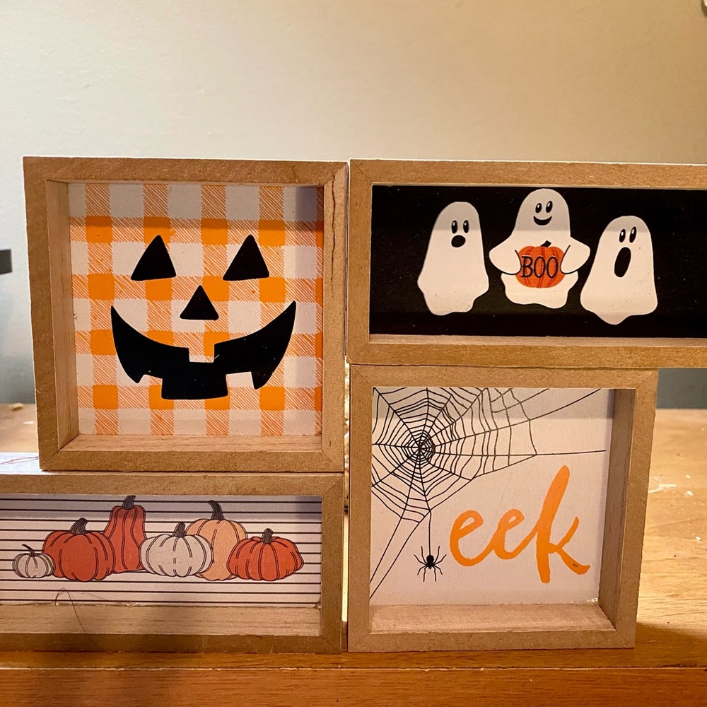 Target Bullseye Set of 4 Halloween Mini Wood Signs